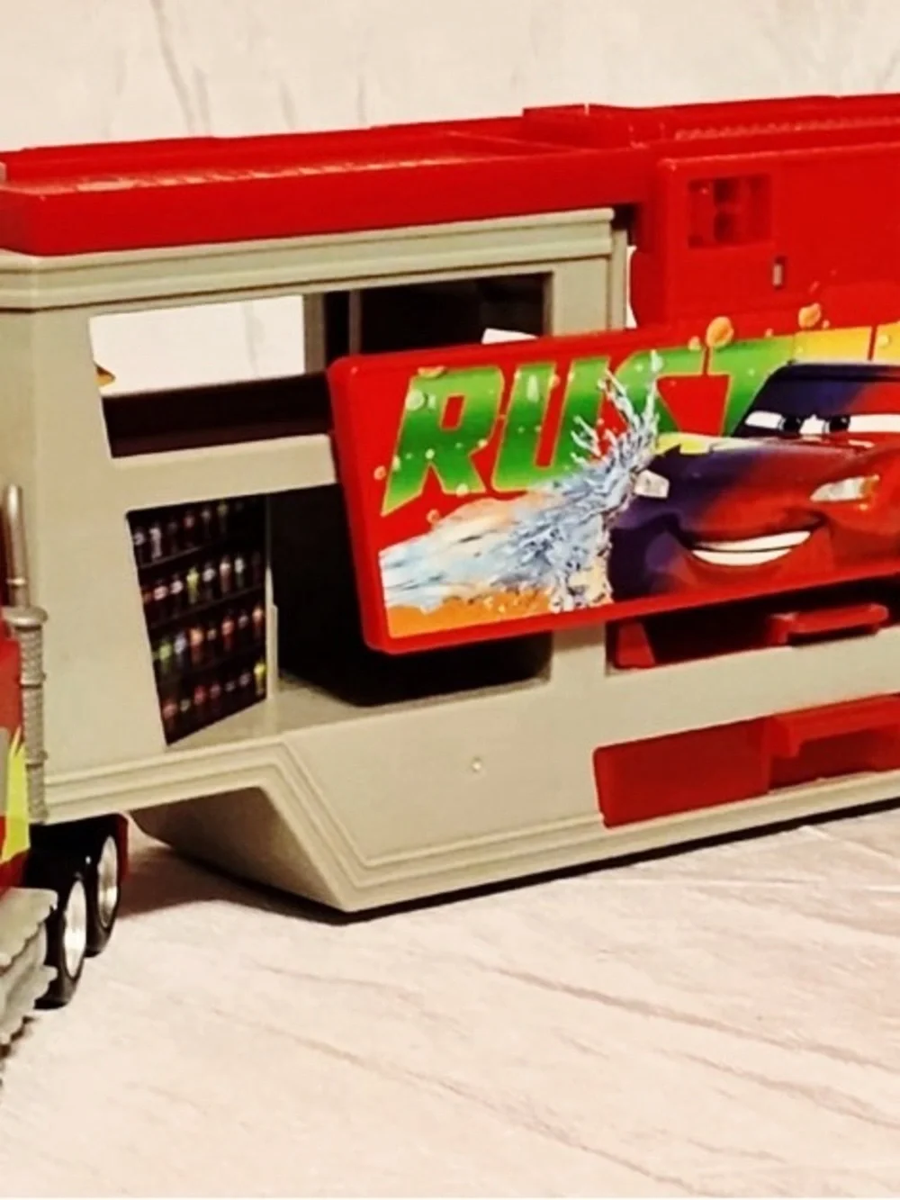 2021 Mattel Disney and Pixar Cars Transforming Truck Playset